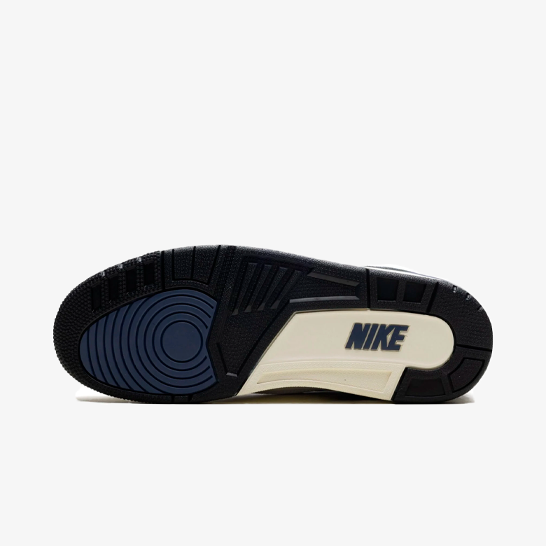 Air Jordan 3 Retro OG SP A Ma Maniére Diffused Blue