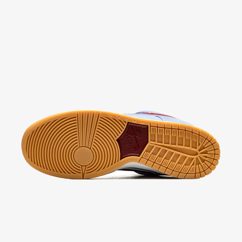 Nike SB Dunk Low Philadelphia Phillies