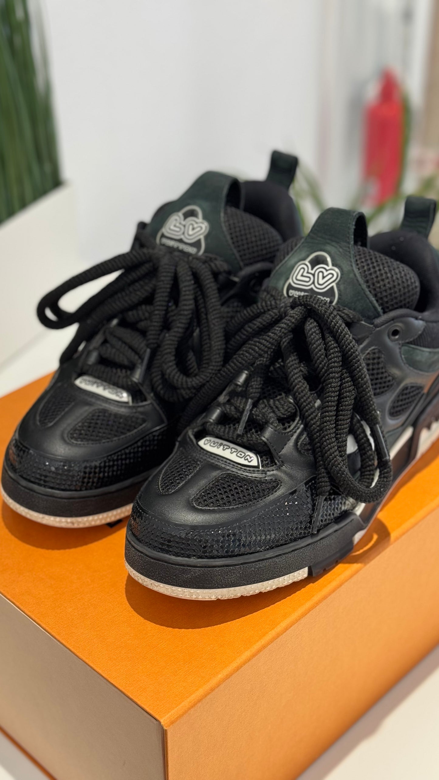 Louis Vuitton LV Skate Sneaker Black White (USADOS)