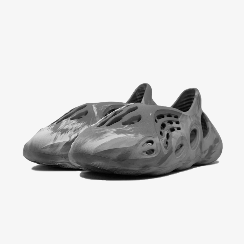 Adidas Yeezy Foam RNR MX Granite