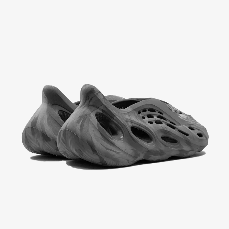 Adidas Yeezy Foam RNR MX Granite