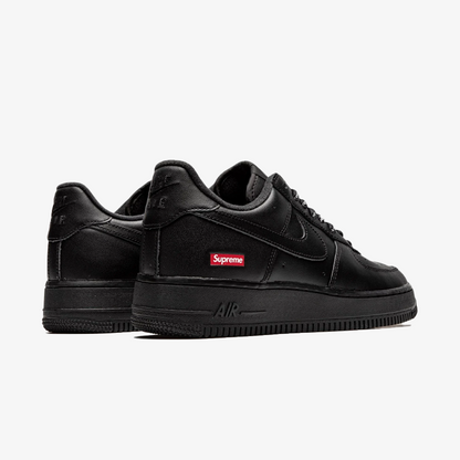 Nike Air Force 1 Low Supreme Black