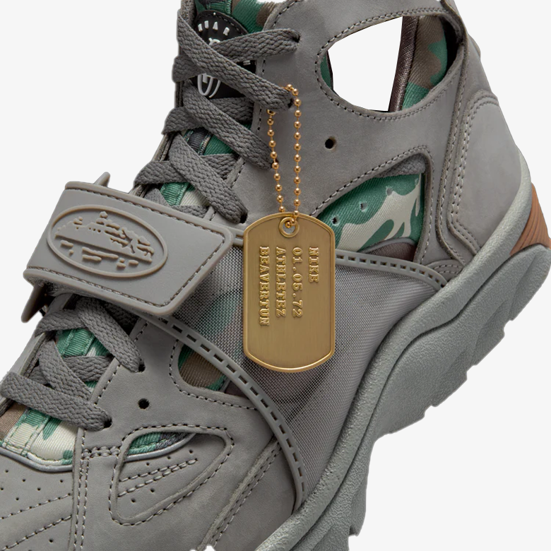 Nike Air Trainer Huarache Corteiz Gully Grey