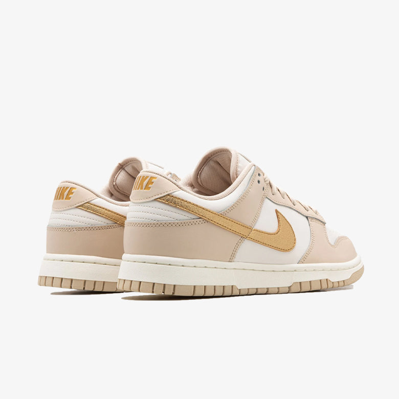 Dunk Low Phantom Metallic Gold