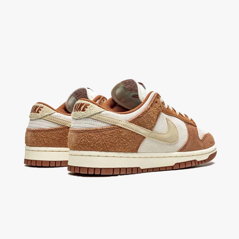 Nike Dunk Low Medium Curry