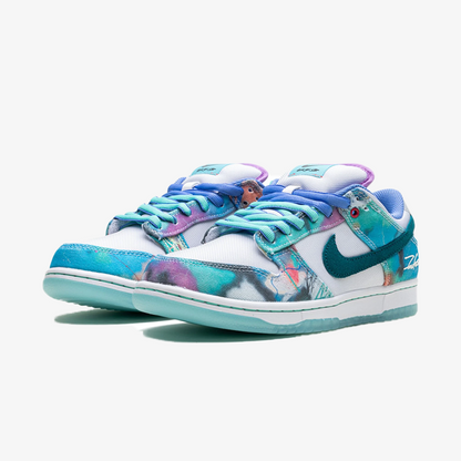 Nike Dunk Low SB Futura Laboratories Bleached Aqua