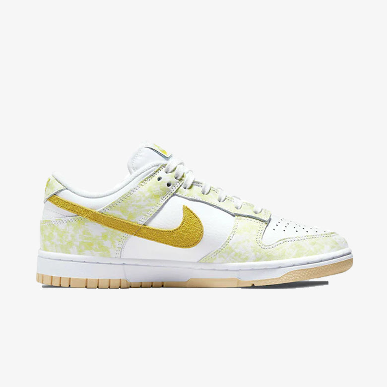 Nike Dunk Low Yellow Strike