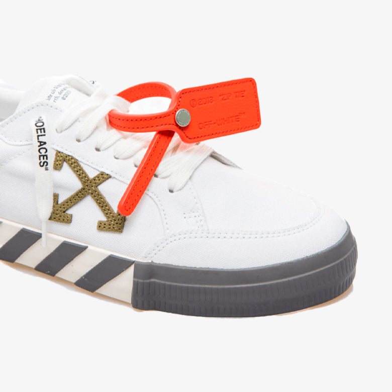 Off-White Vulcanized Low White Khaki